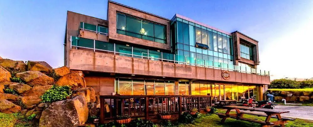 Star Story Pension Jeju 2*,